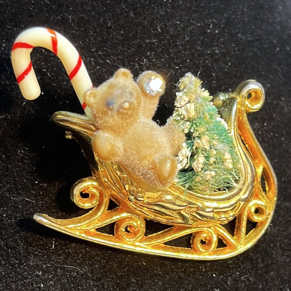 Vintage Christmas Brooch